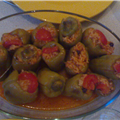 Zeytinyağlı biber dolması