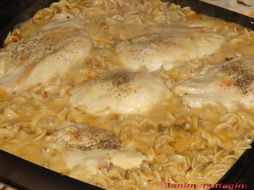 Kremalı Soslu Tavuk Gögüslü Makarna